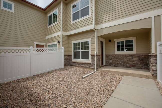 Building Photo - 4902 Brookfield Dr