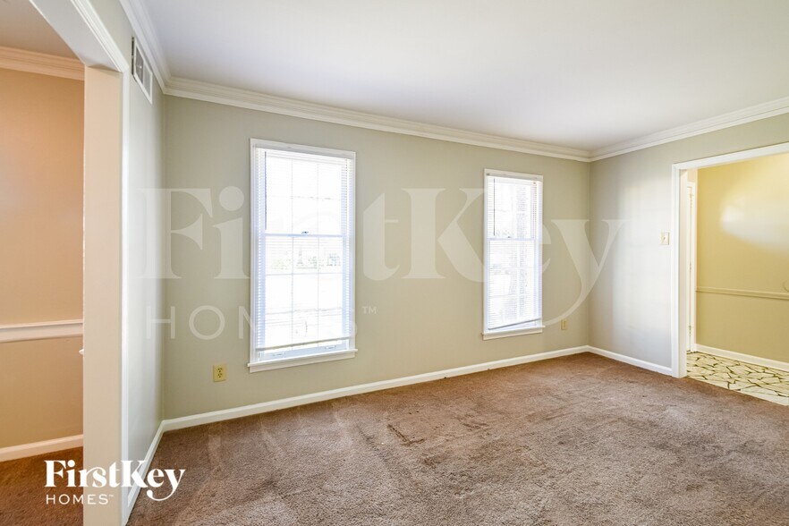 Building Photo - 5117 Scrivener Dr