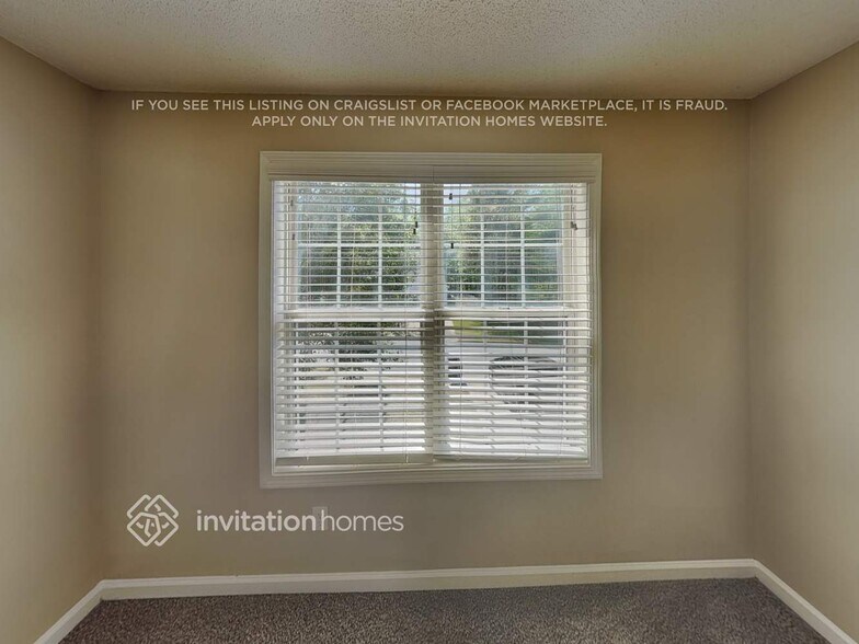 Building Photo - 5773 River Side Walk