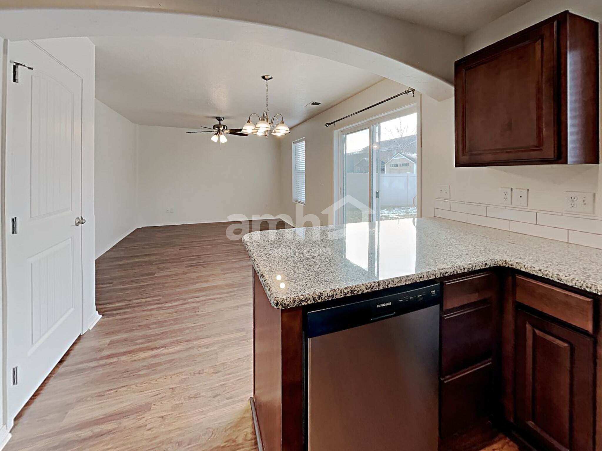 Building Photo - 2551 N Hose Gulch Ave