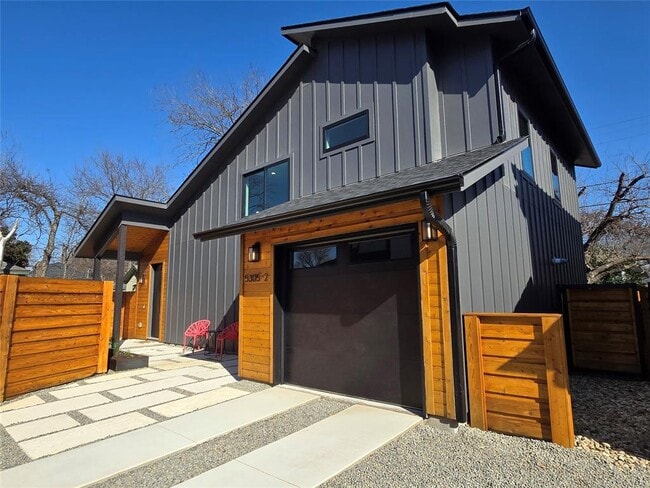 Building Photo - 5305 Grover Ave