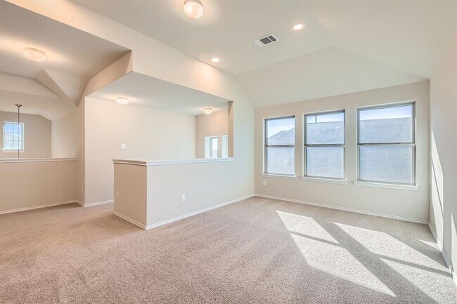Building Photo - 3264 Pablo Cir