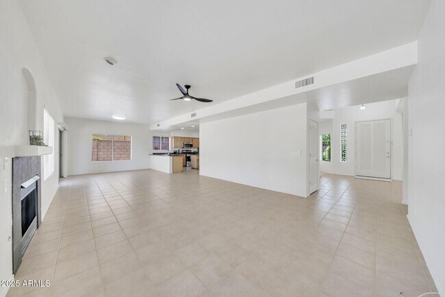 Building Photo - 26234 N 46th St