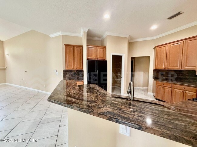 Building Photo - 1462 Scenic Oaks Dr