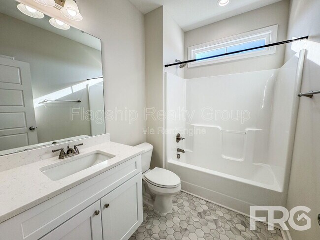 Building Photo - 101 Creeks Edge Dr