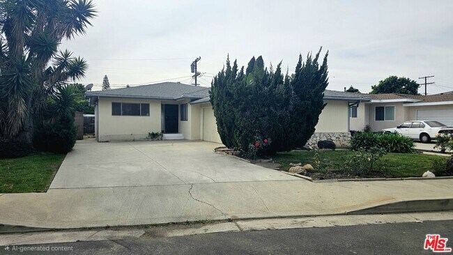 Building Photo - 4725 Purdue Ave