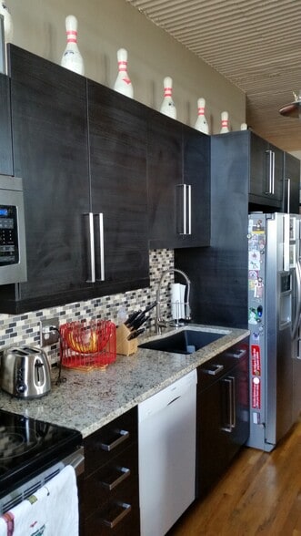 Granite countertops - 2261 Blake Street
