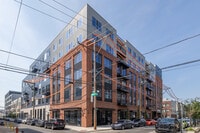 Building Photo - The Weaver