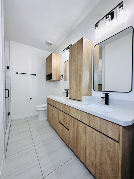 Building Photo - 11313 N 25th St