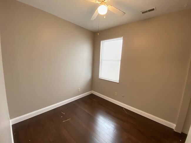 Building Photo - W Norwich Ave 32-34 GW2