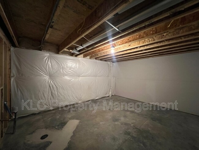 Building Photo - 1283 NW Williamsburg Ln