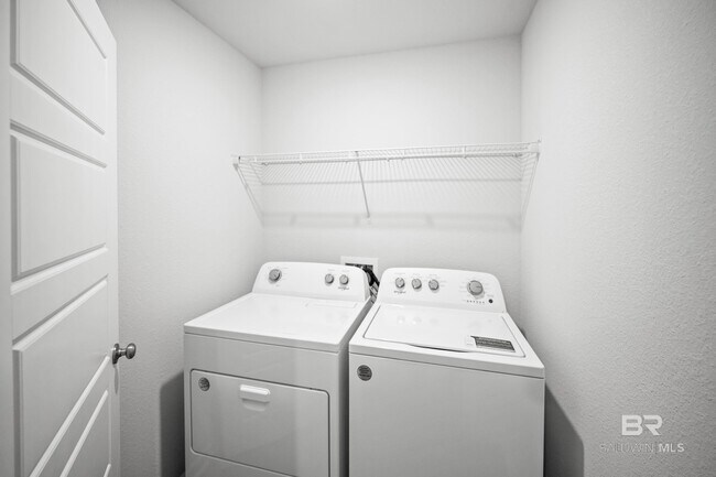 Building Photo - 32158 Terranova Lp