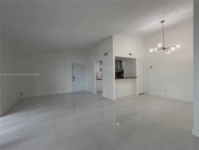 Building Photo - 468 NE 206th Ln