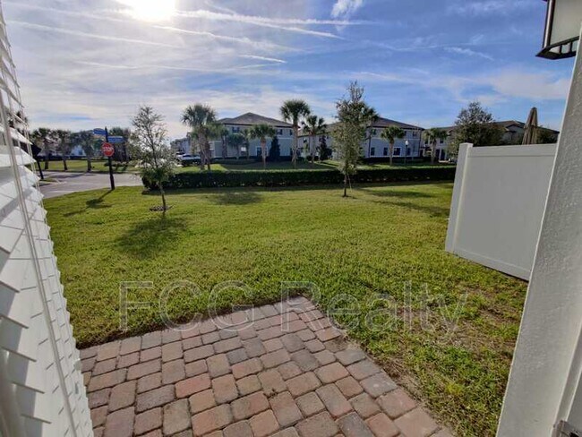 Building Photo - 1242 Sandwedge St