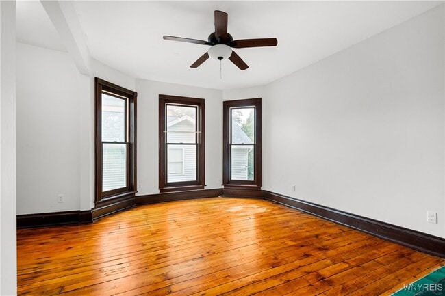 Building Photo - 136 Prospect Ave