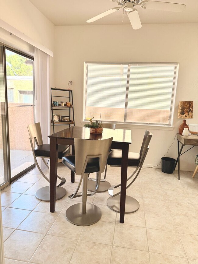 Building Photo - NE HEIGHTS