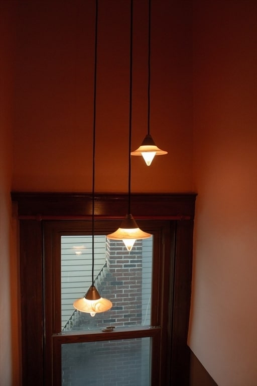 Building Photo - 4-4 Sunset Hill Rd