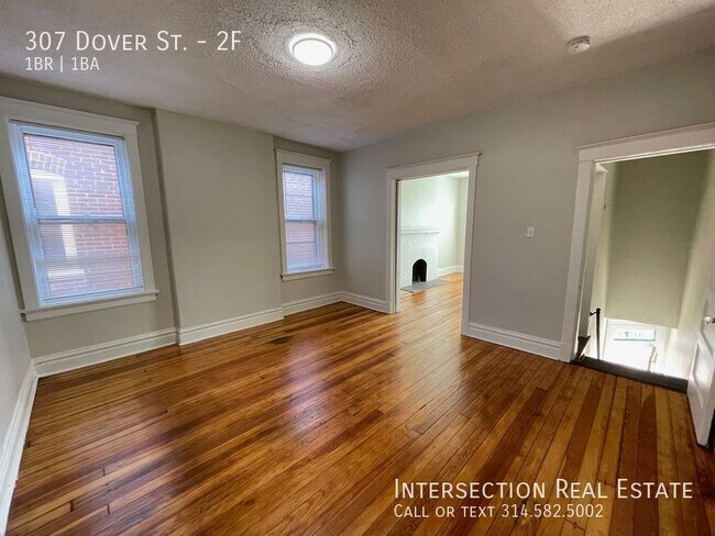 Building Photo - 307 Dover St