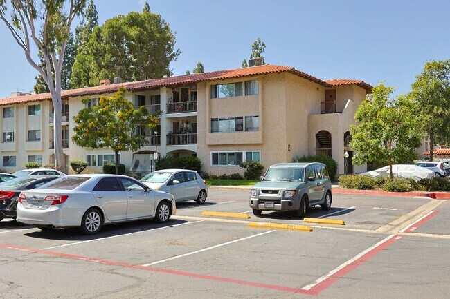 Building Photo - 2 Bed / 2 Bath Condo for Rent – Mission Valley