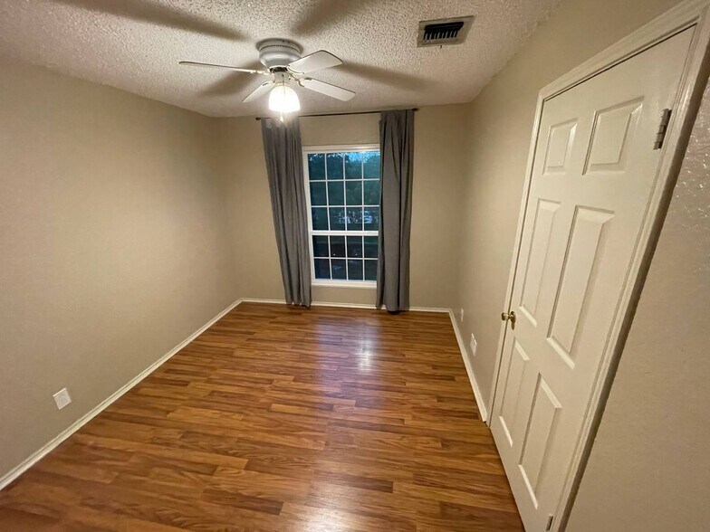 Building Photo - 11607 Bellcastle