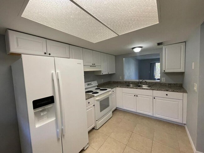 Building Photo - 6346 Newtown Cir