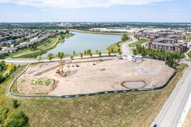 Aug-2022 - Shadow Lake Apartments
