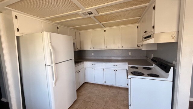 Building Photo - Modern 3-Bed Standalone Home with Private Backyard Oasis