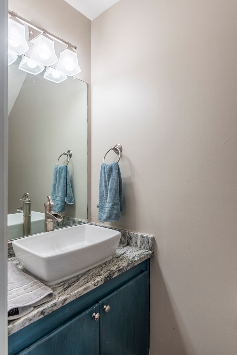 Furnished Unit - Half Bath (Downstairs) - 1255 Louisville St