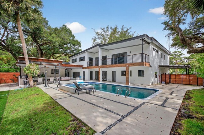 Building Photo - 3000 Riverland Rd