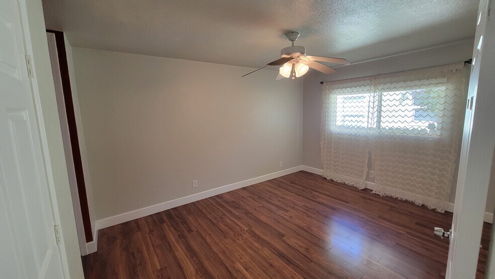 Building Photo - 3116 San Carlos Way