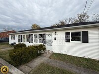Building Photo - 417 Earl St