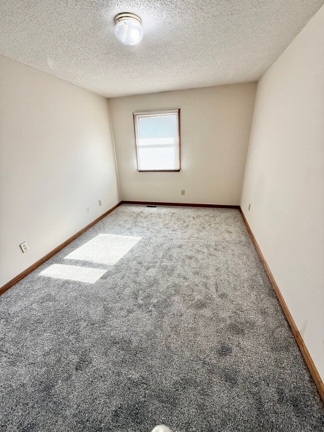 Building Photo - 1294 Milligan Hwy
