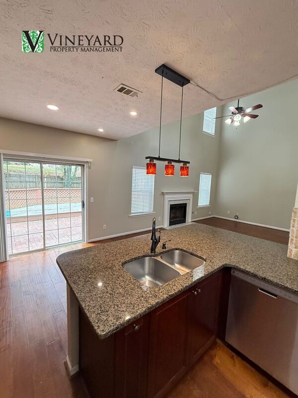 Building Photo - 9970 Lauren Hall Ct