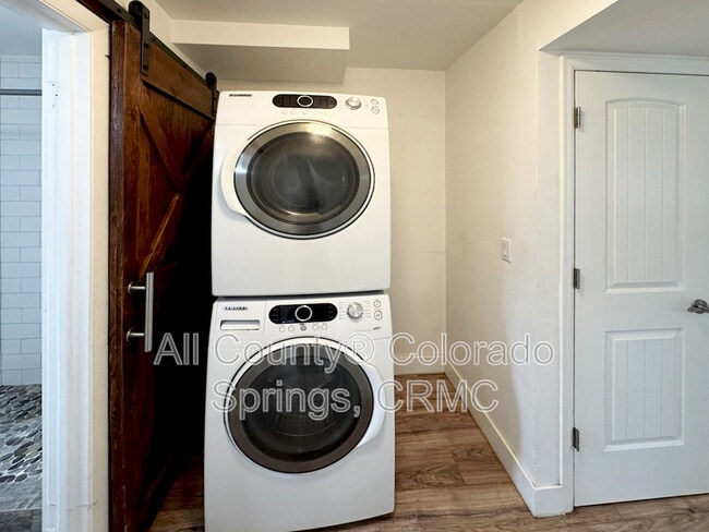 Building Photo - 1340 Westend Ave