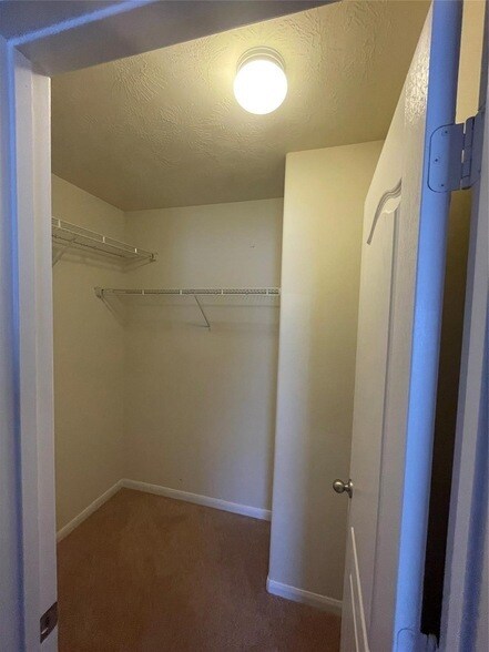 Building Photo - 24430 Haywards Crossing Ln