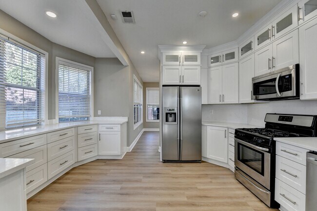 Building Photo - 12270 Osprey Dr