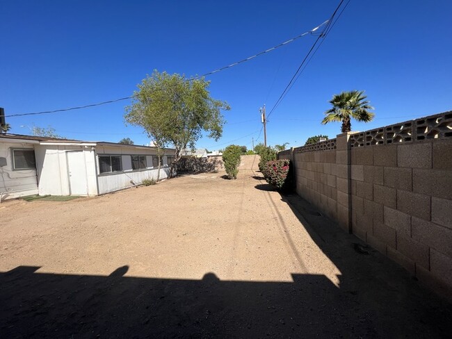 Building Photo - Charming Home in North Phoenix!