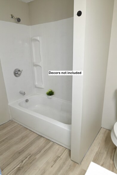 Building Photo - 80 Oakhill St