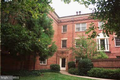 Building Photo - 1111 N Pitt St