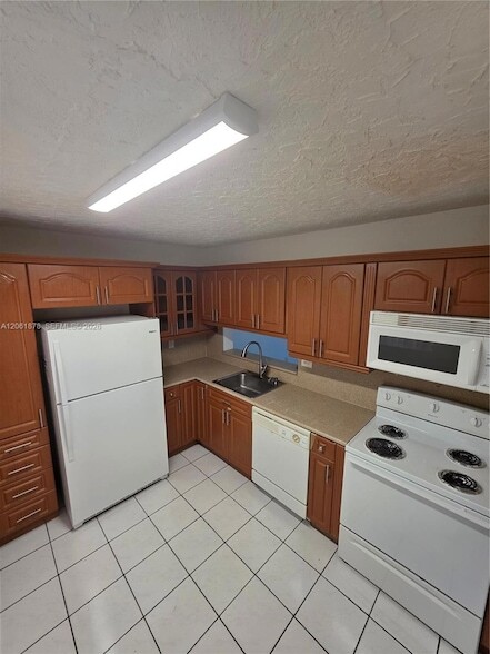 Building Photo - 8600 SW 133rd Avenue Rd