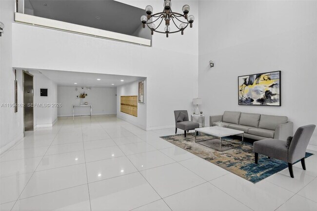 Building Photo - 200 Lakeview Dr