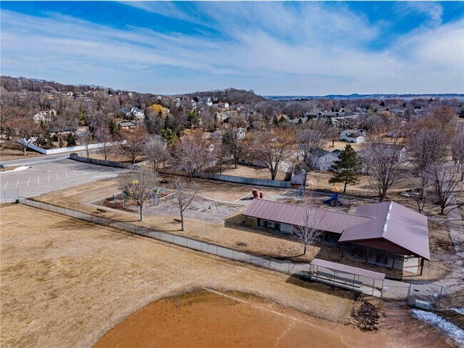 Building Photo - 143X Nutmeg Cir