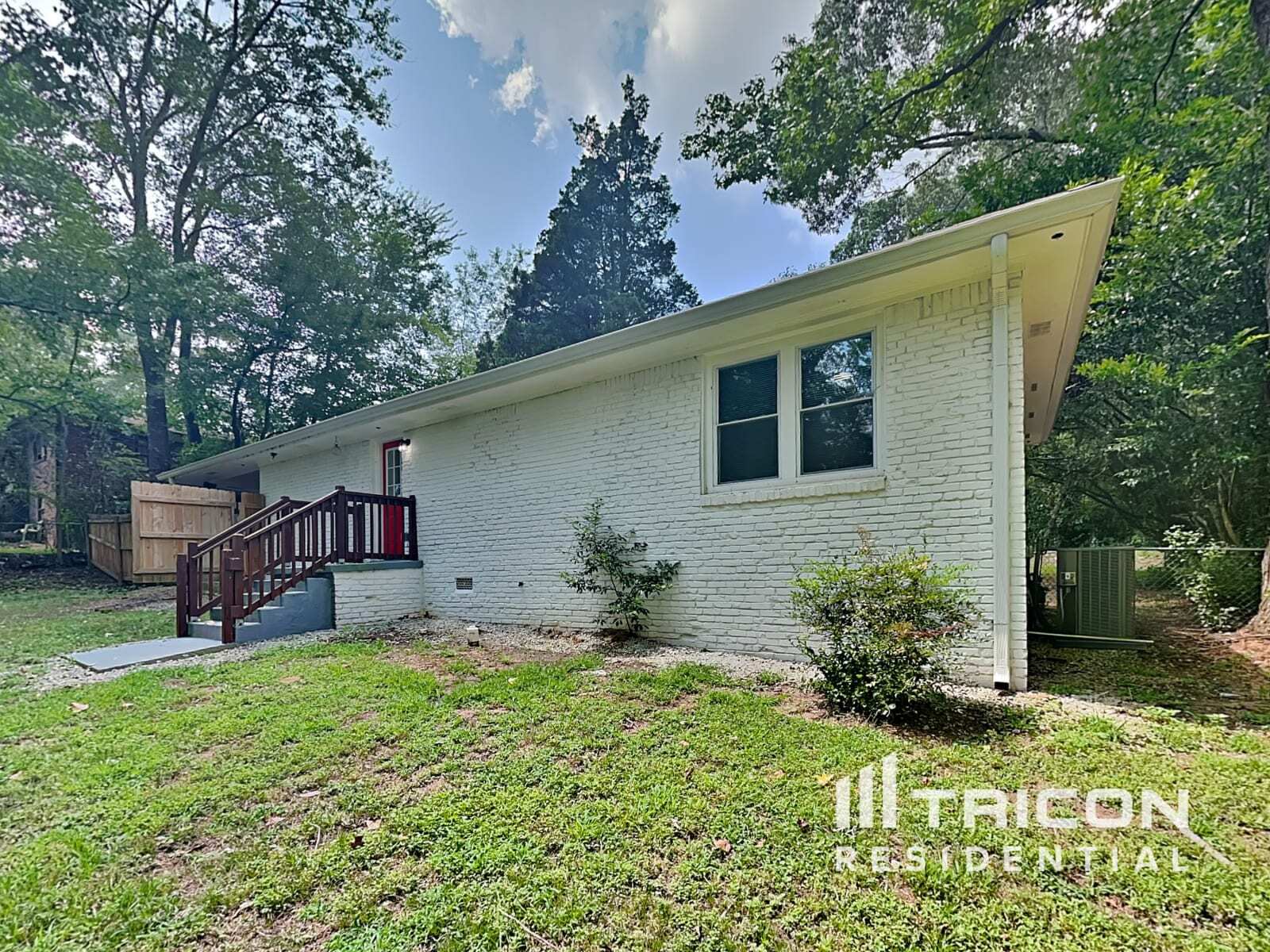 Building Photo - 2077 Sandtown Rd SW