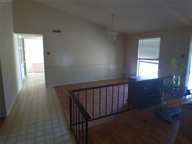 Building Photo - 15823 Ironside Hill Dr