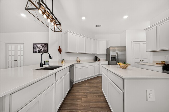 Building Photo - 3112 Catalonion Ct