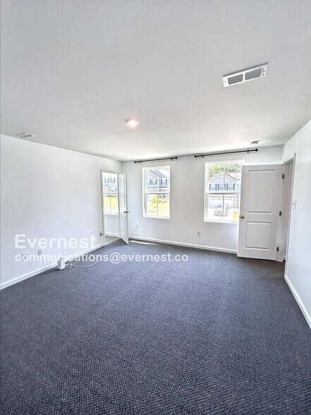 Building Photo - 116 Makayla Dr