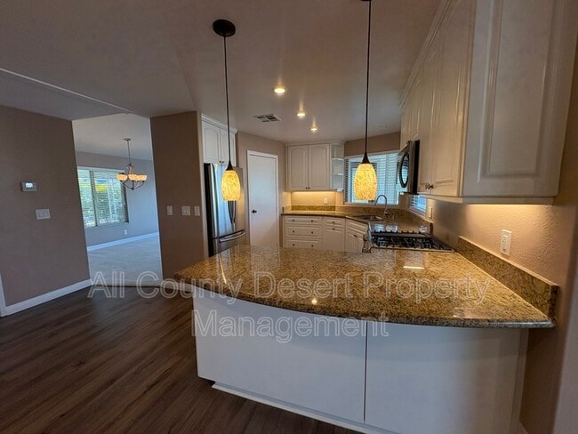 Building Photo - 38251 Desert Greens Dr E