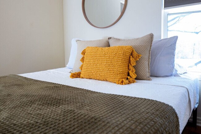 Building Photo - 145 Baxter Ln