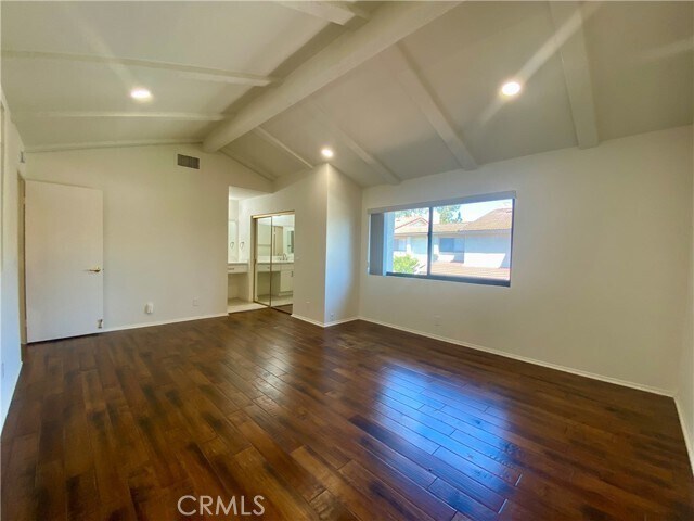 Building Photo - 809 Creekside Dr