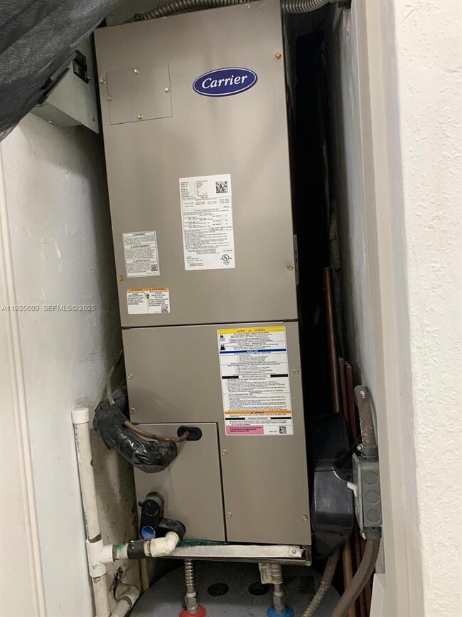 Building Photo - 17101 NW 57th Ave